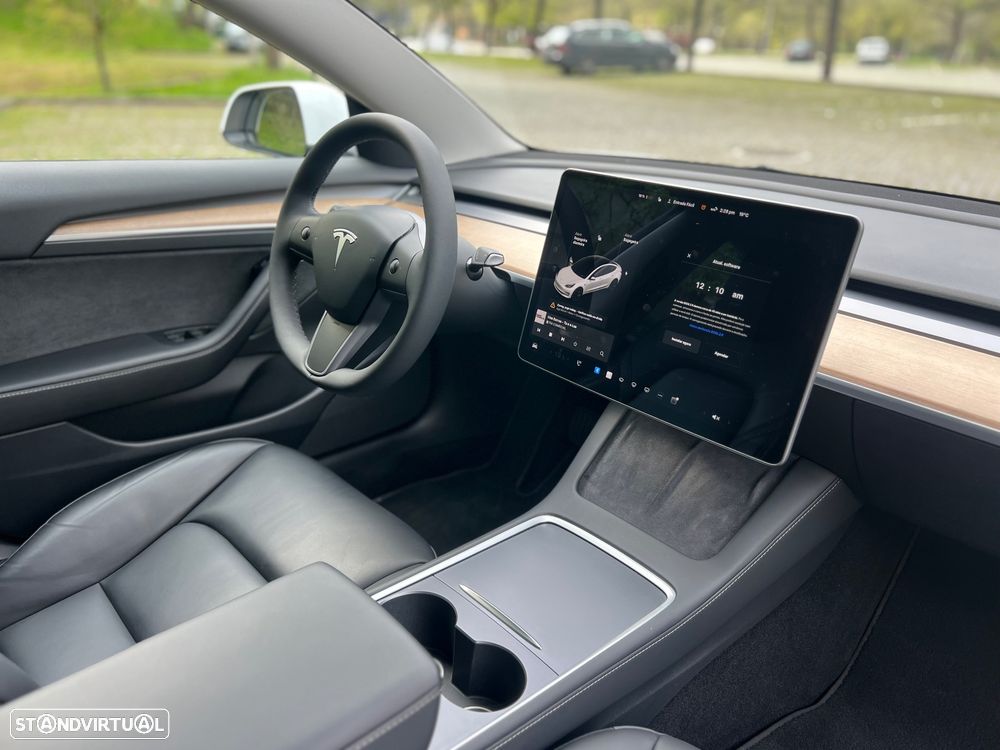Tesla Model 3 Standard Range Plus RWD - 12