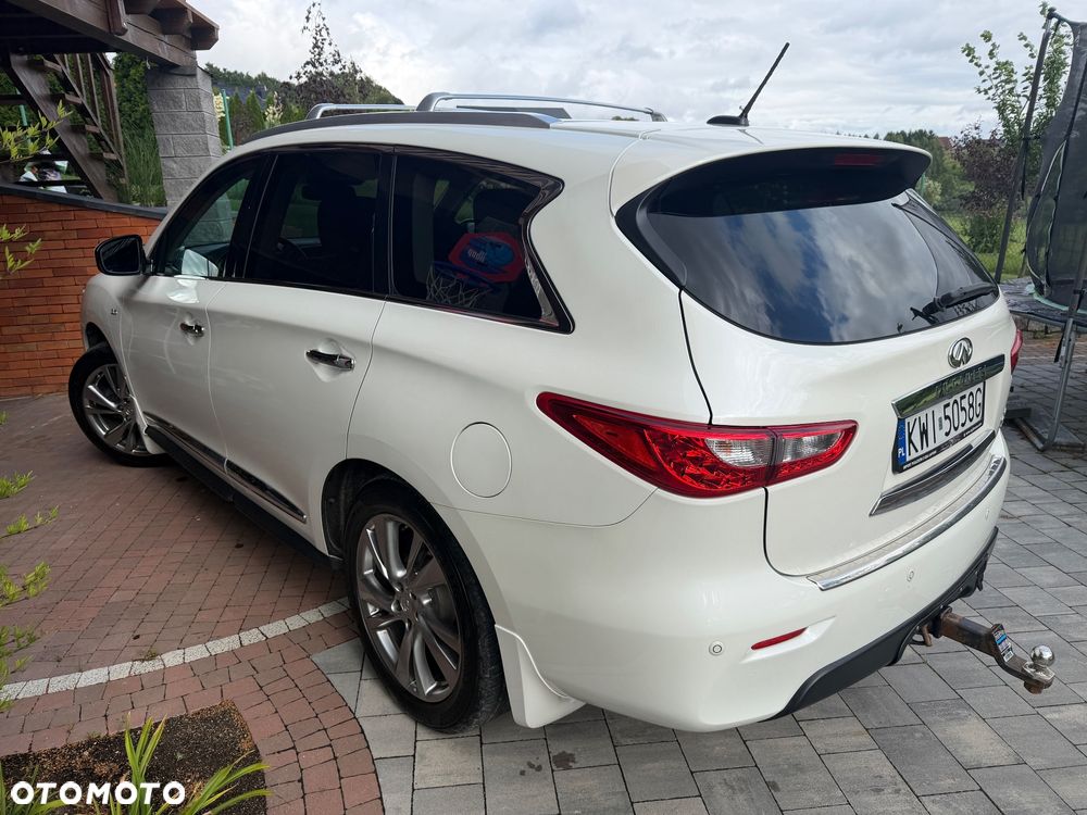 Infiniti QX60 - 8