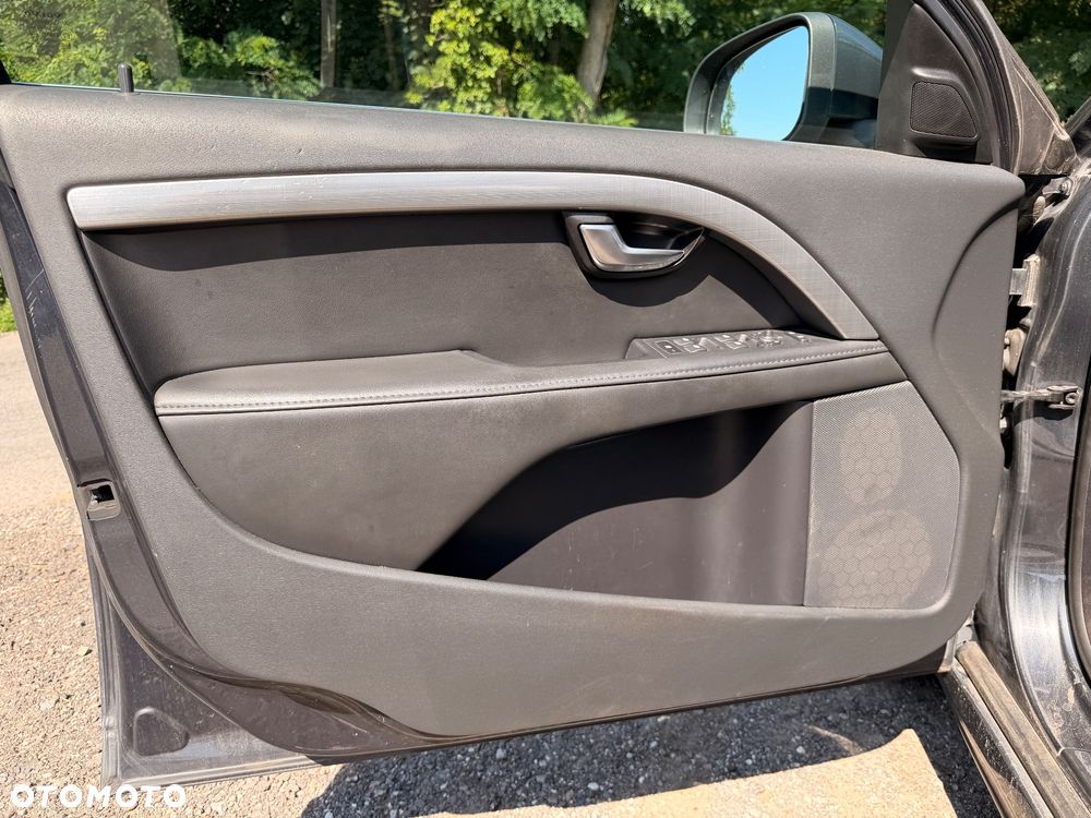 Volvo V70 D3 Geartronic Kinetic - 16
