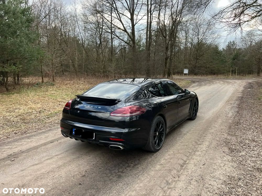 Porsche Panamera Edition - 12