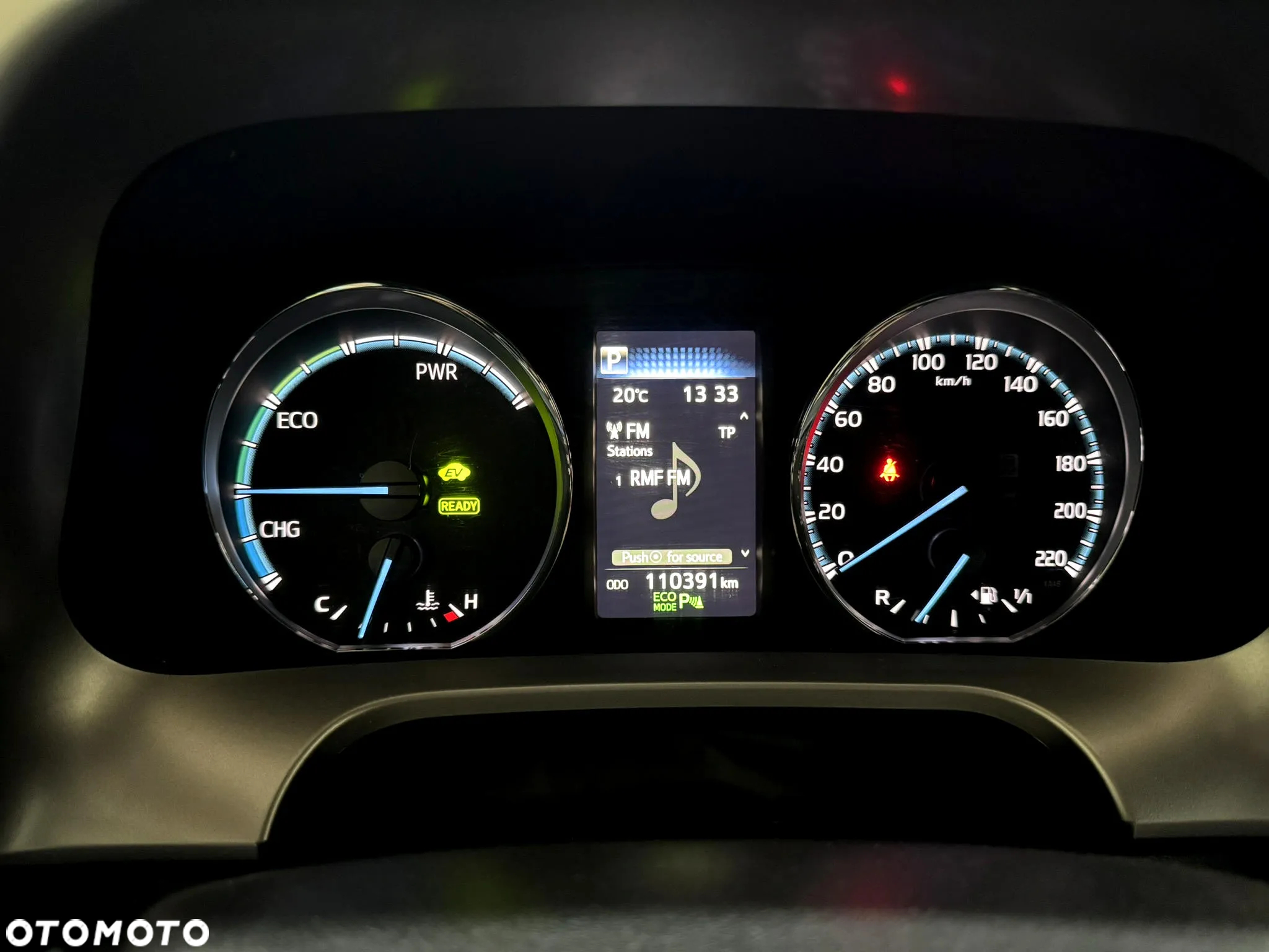 Toyota RAV4 Hybrid Selection 4x4 - 24