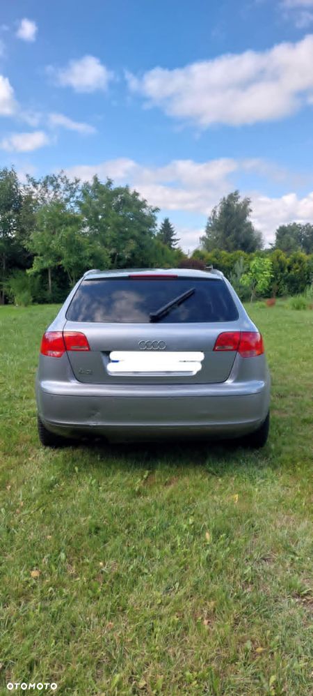 Audi A3 Sportback - 3