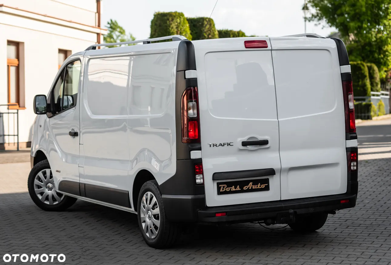 Renault TRAFIC - 6