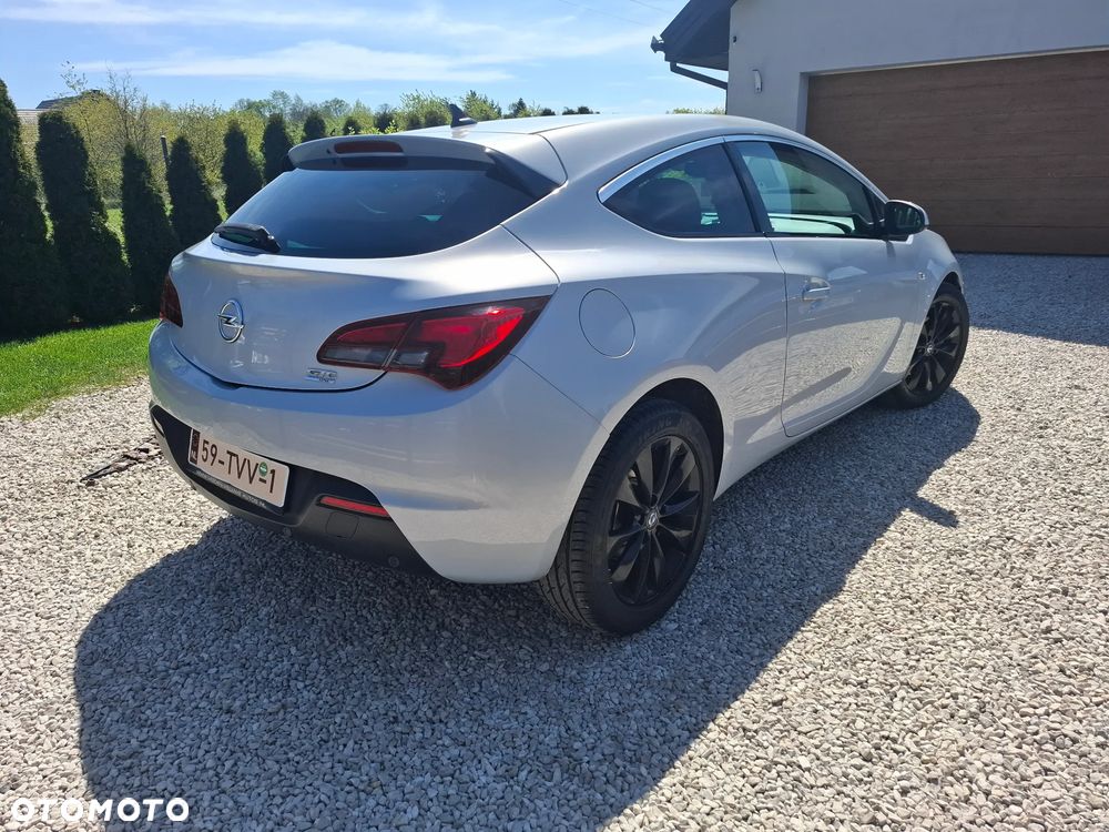 Opel Astra 1.4 Turbo Innovation - 11