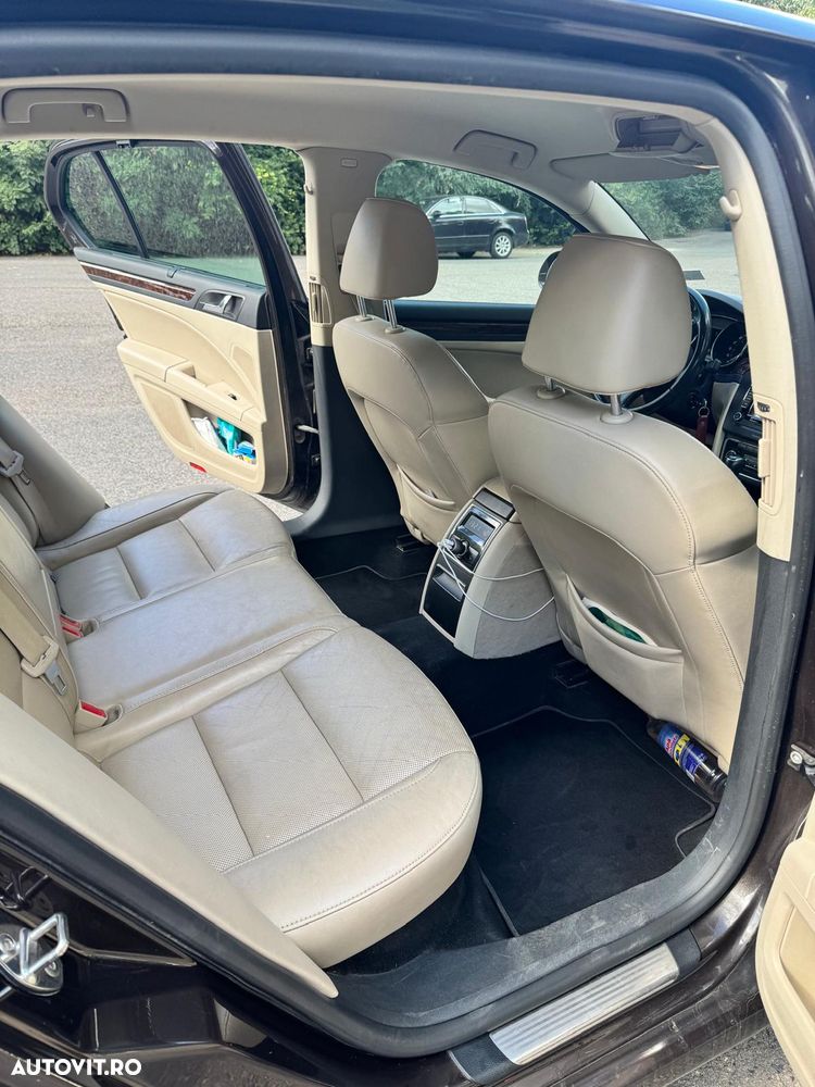 Skoda Superb 2.0 TDI 4X4 Elegance - 10