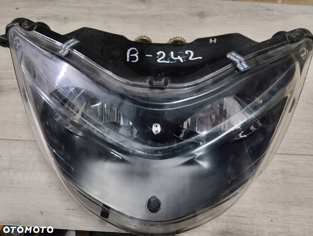 yamaha majesty 250 lampa przód - 5