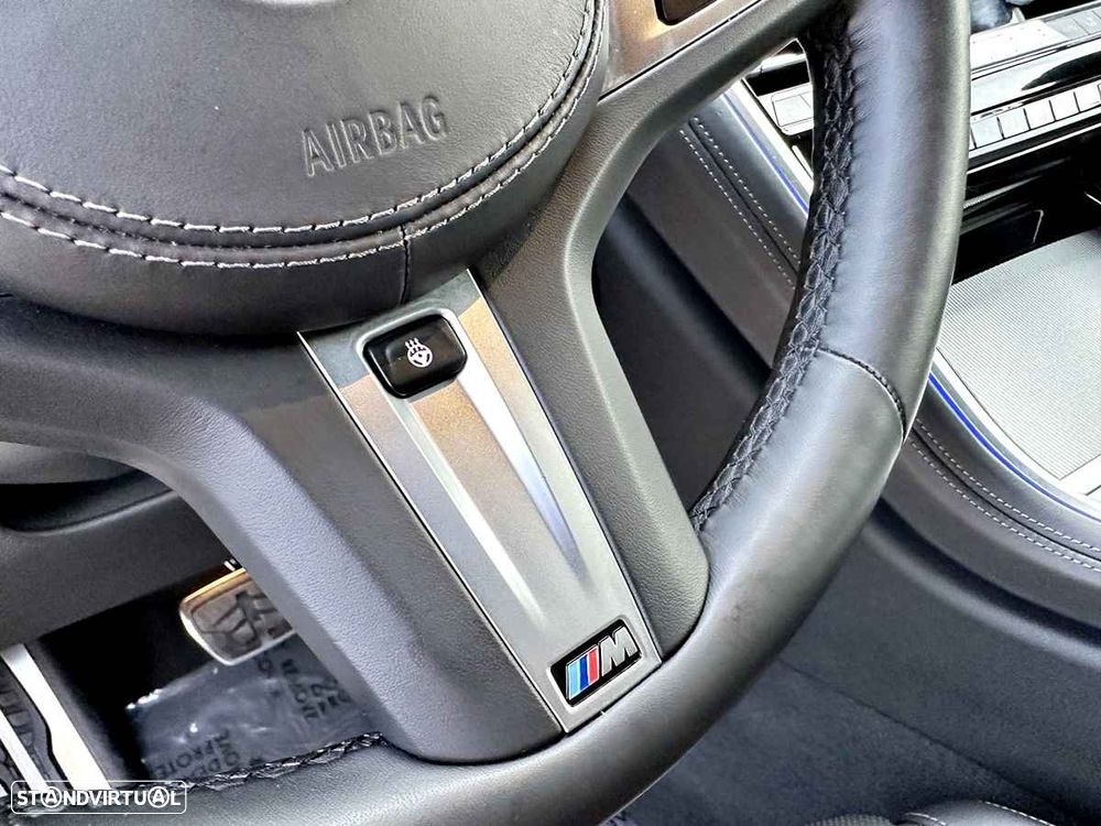 BMW M850i xDrive - 11