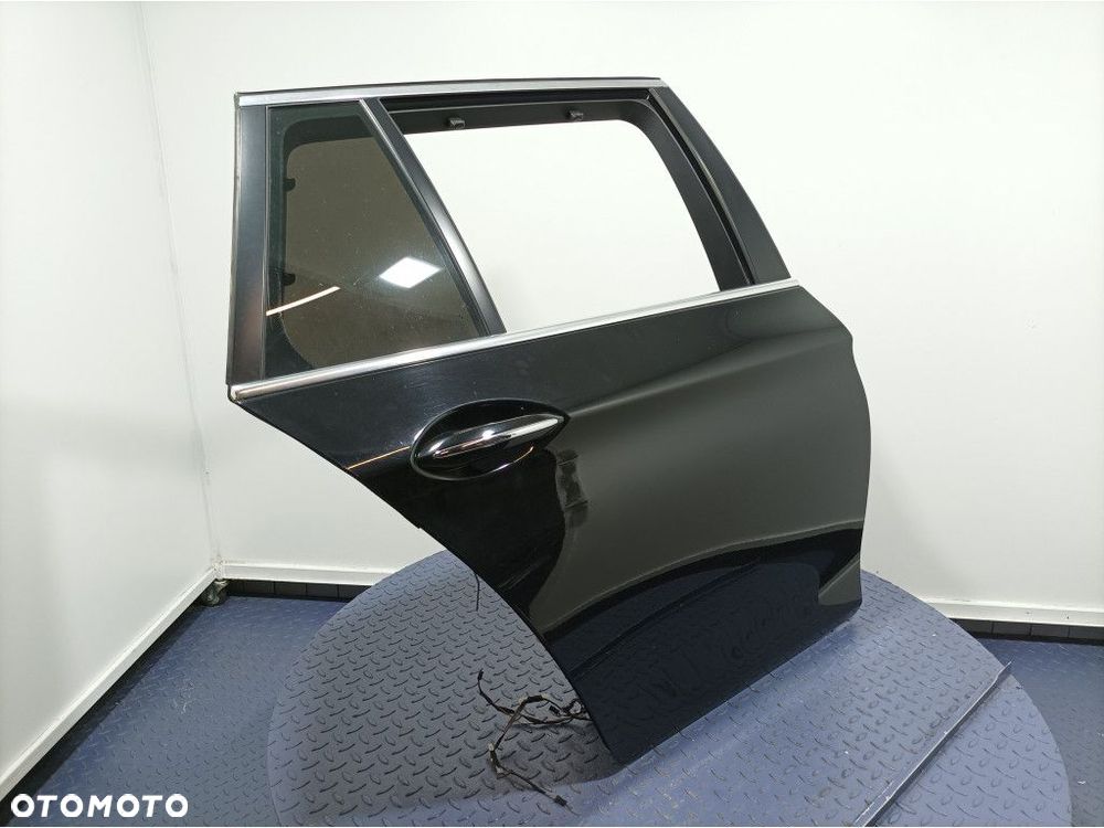 BMW 5 F11 TOURING KOMBI DRZWI TYŁ TYLNE PRAWE 668 - 2