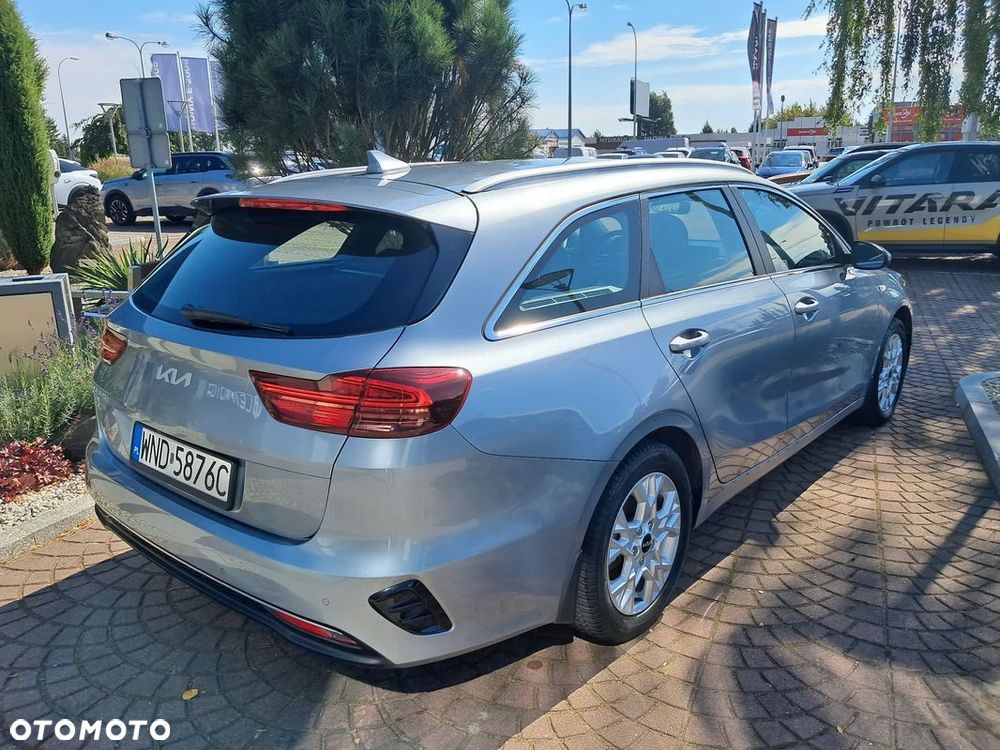 Kia Ceed 1.5 T-GDI M - 6