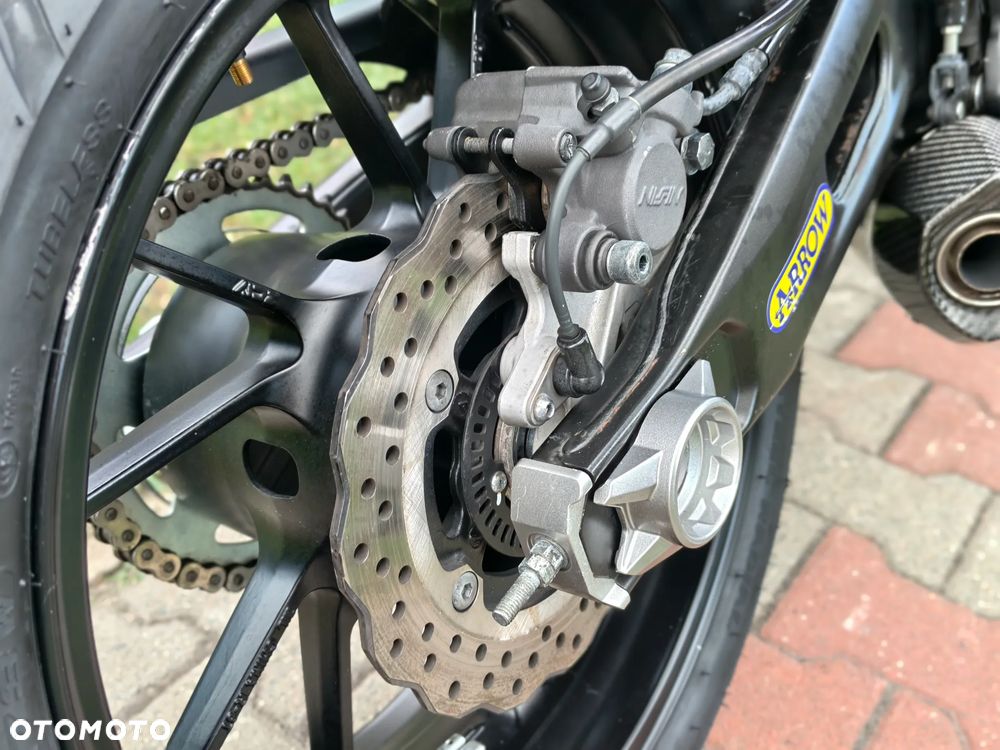 Yamaha MT - 7