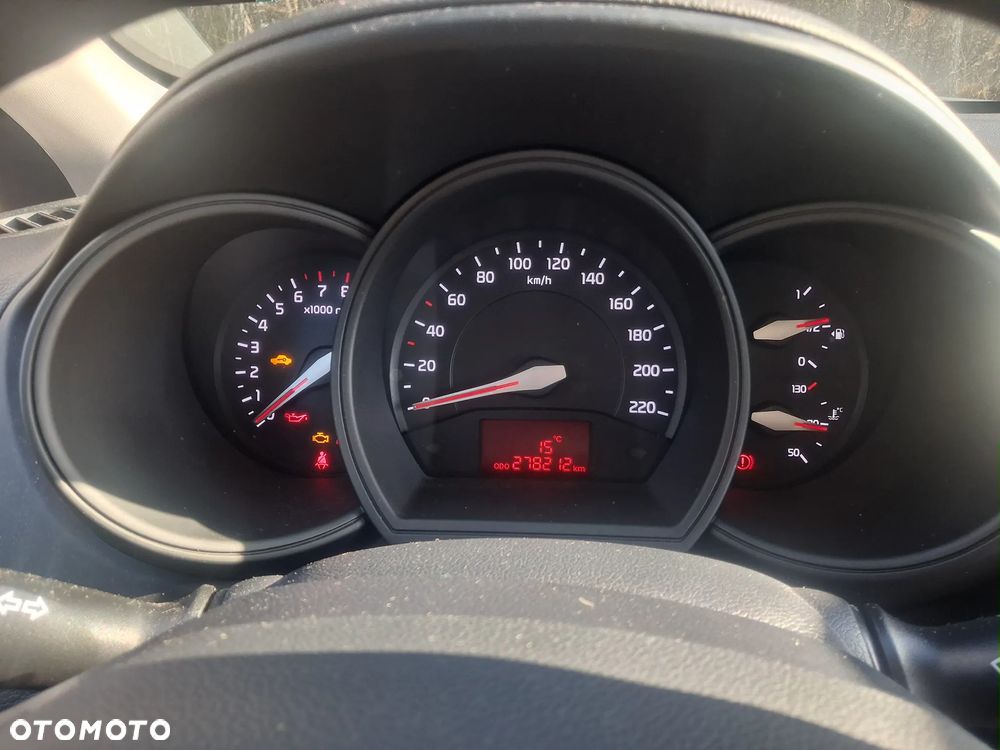 Kia Rio 1.2 Business Line - 9