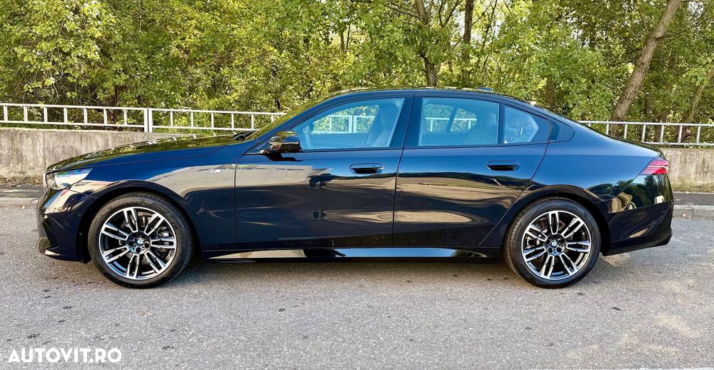 BMW Seria 5 520i AT MHEV - 6
