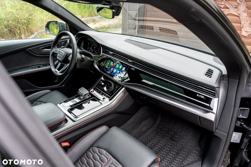 Audi RS Q8 - 27