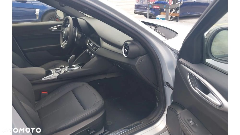 Alfa Romeo Giulia 2.0 Turbo Veloce - 4
