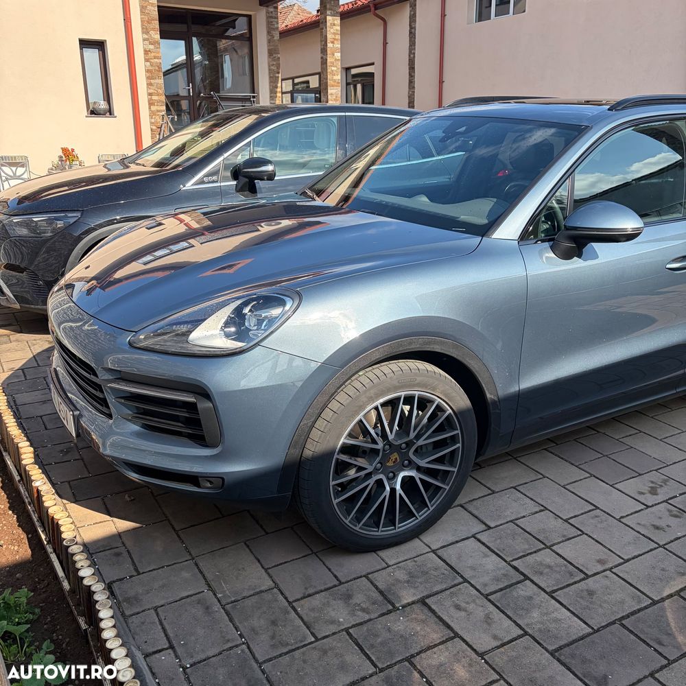 Porsche Cayenne S - 2
