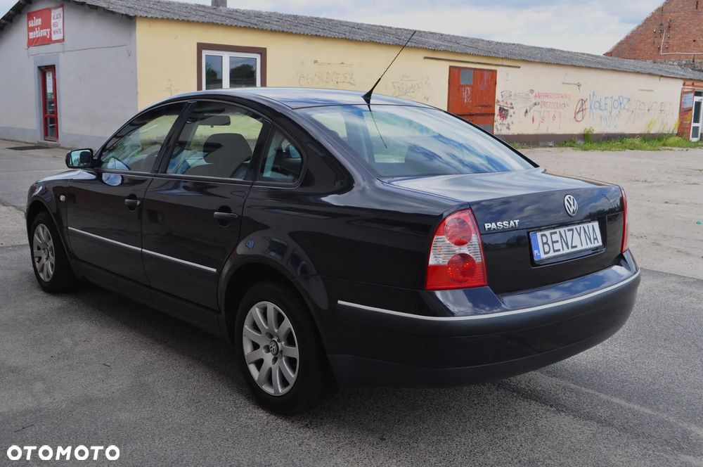 Volkswagen Passat 1.6 Comfortline - 6