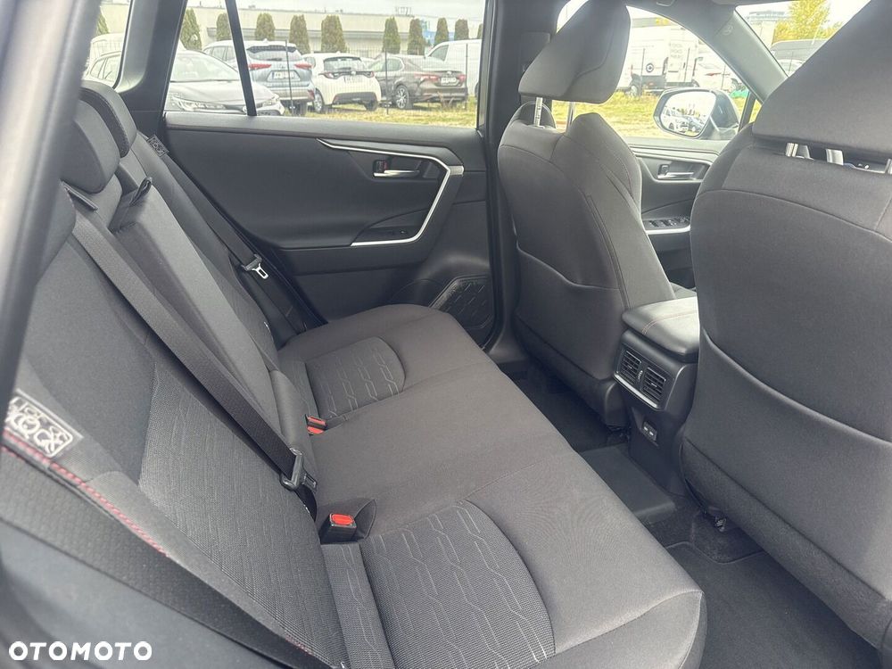 Toyota RAV4 - 12