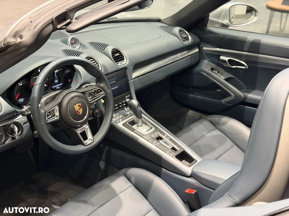 Porsche Boxster 718 PDK - 29