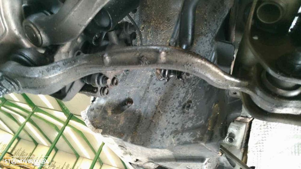 BRAÇO SUSPENSÃO INFERIOR FRENTE DIREITO MERCEDES-BENZ CLS BM 218 - 1