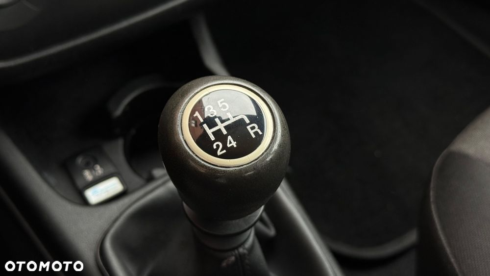 Fiat Punto 1.2 Fresh - 13