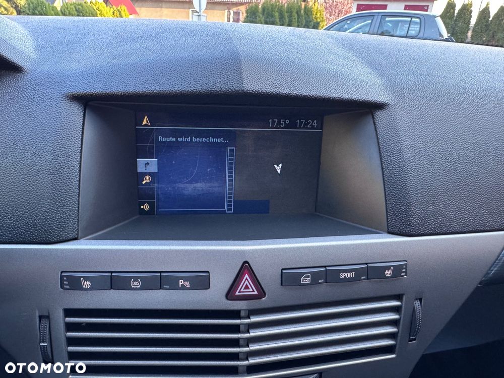 Opel Astra 2.0 Turbo Cosmo - 29