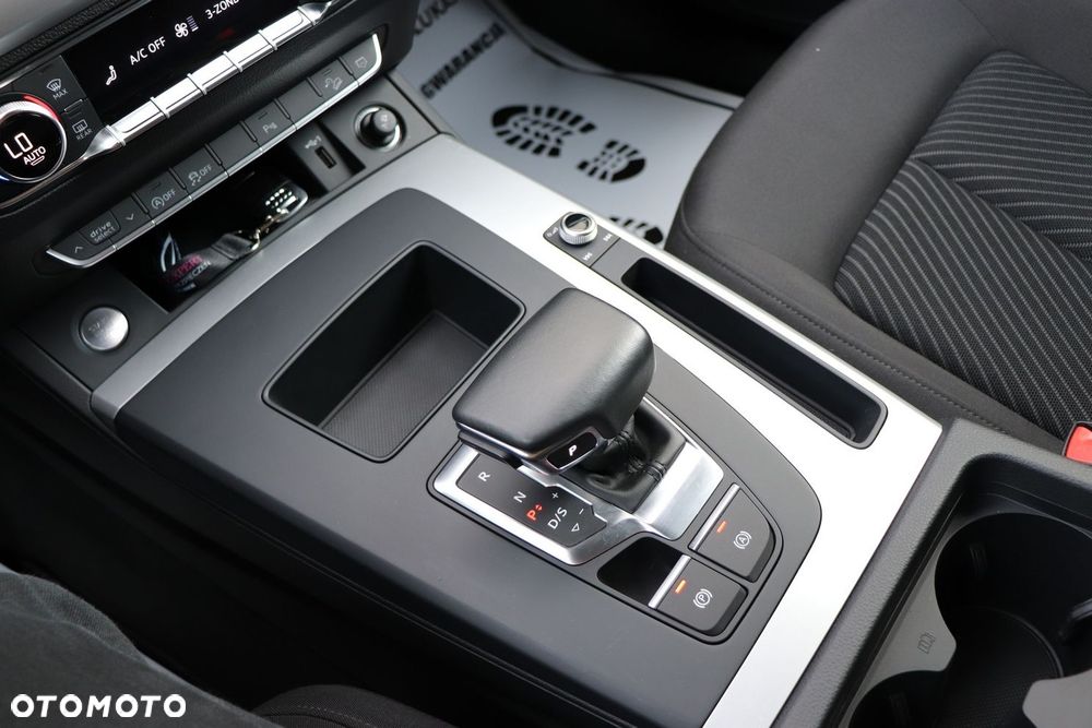 Audi Q5 40 TDI quattro S tronic S line - 22