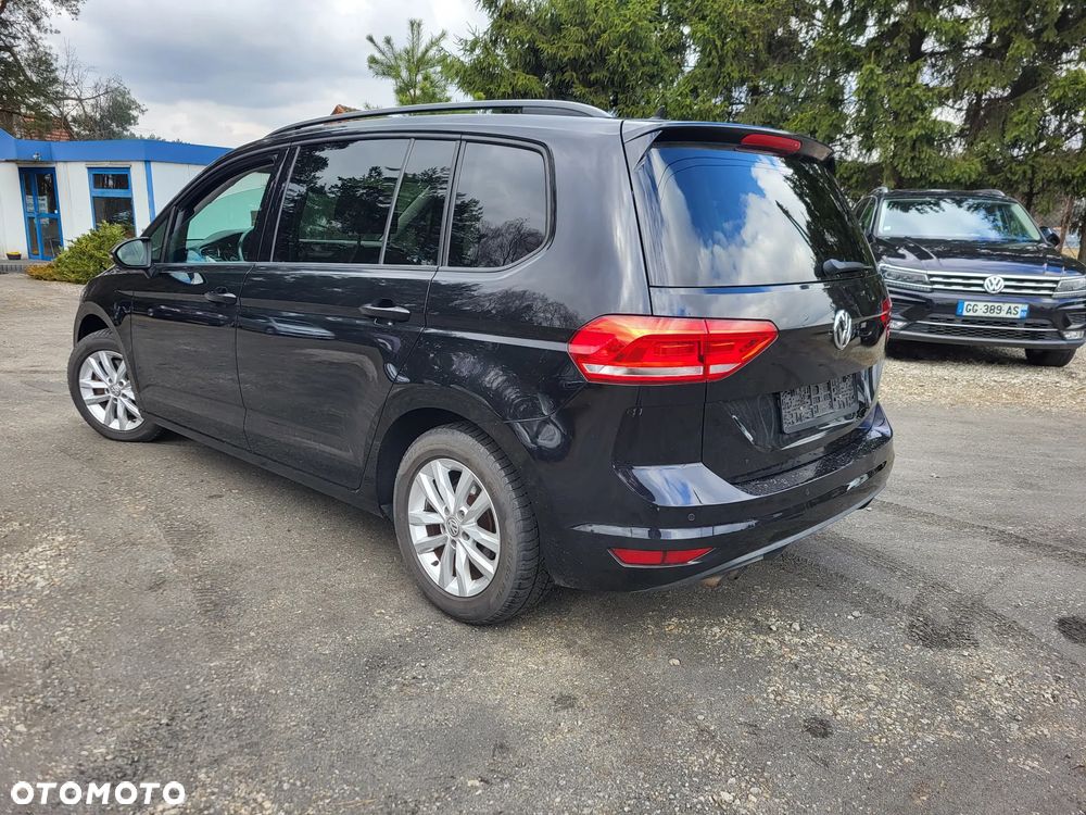 Volkswagen Touran 2.0 TDI SCR (BlueMotion Technology) DSG Highline - 4