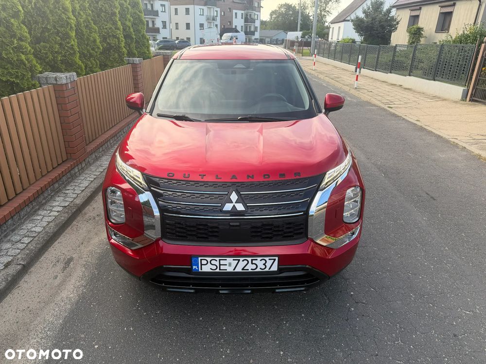 Mitsubishi Outlander - 11