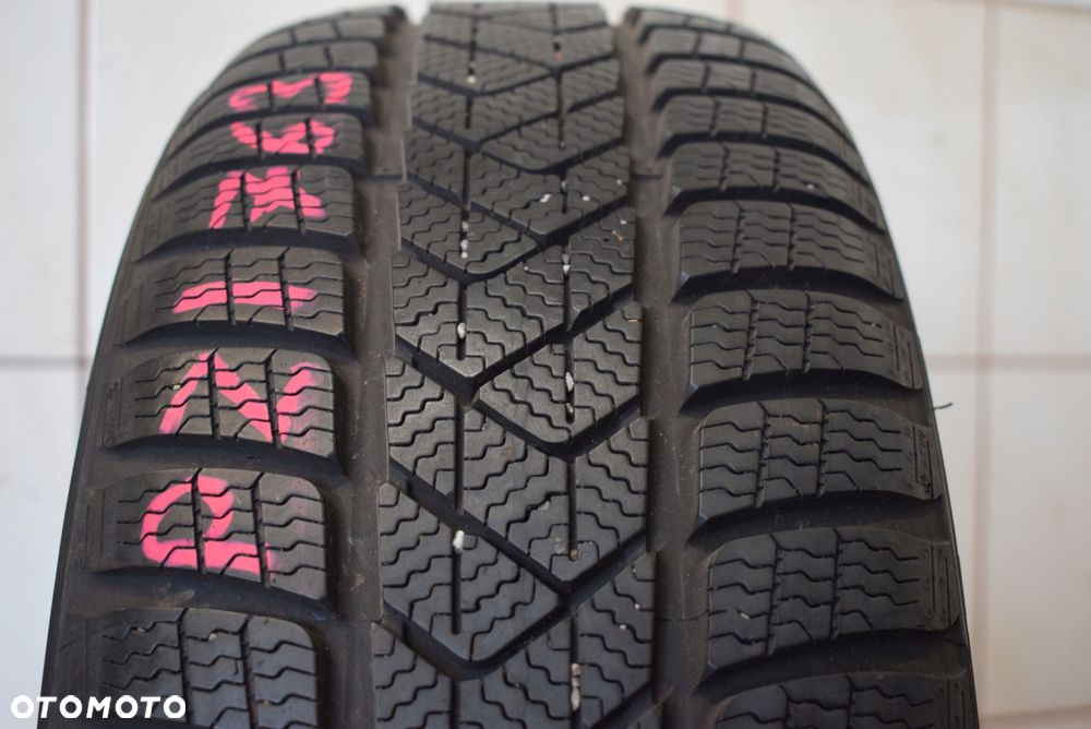 R17 205/50 Pirelli Sottozero 3 93H AO1 Wysyłka gratis! - 1