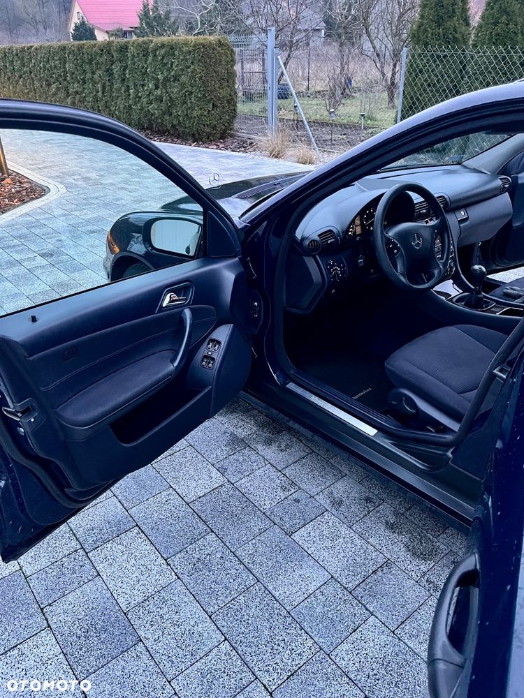 Mercedes-Benz Klasa C 200 Kompressor Classic - 18