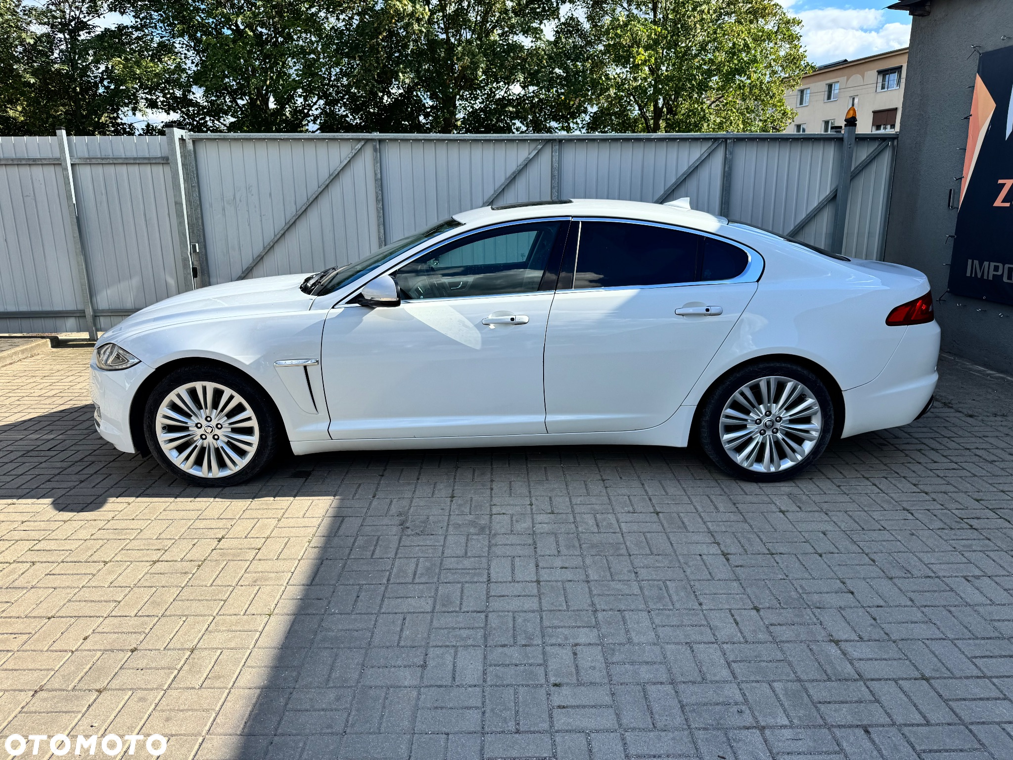 Jaguar XF 3.0 V6 Kompressor - 2
