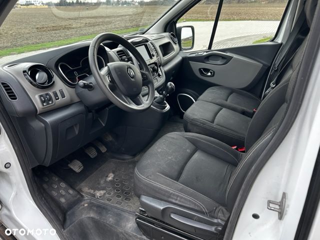 Renault Trafic - 10