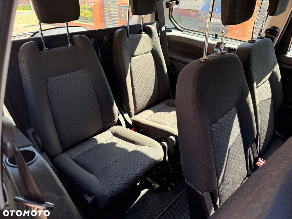 Ford Galaxy 2.3 Ghia - 17