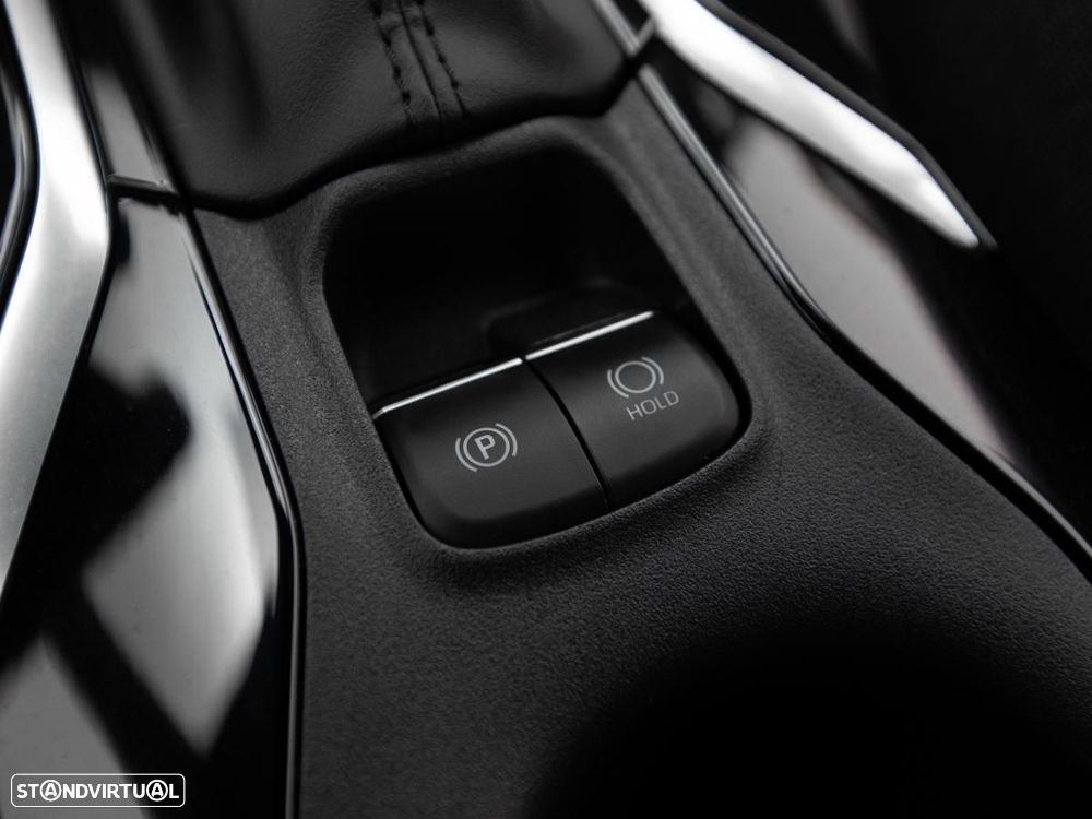 Suzuki Swace 1.8L CVT GLE Hybrid - 24