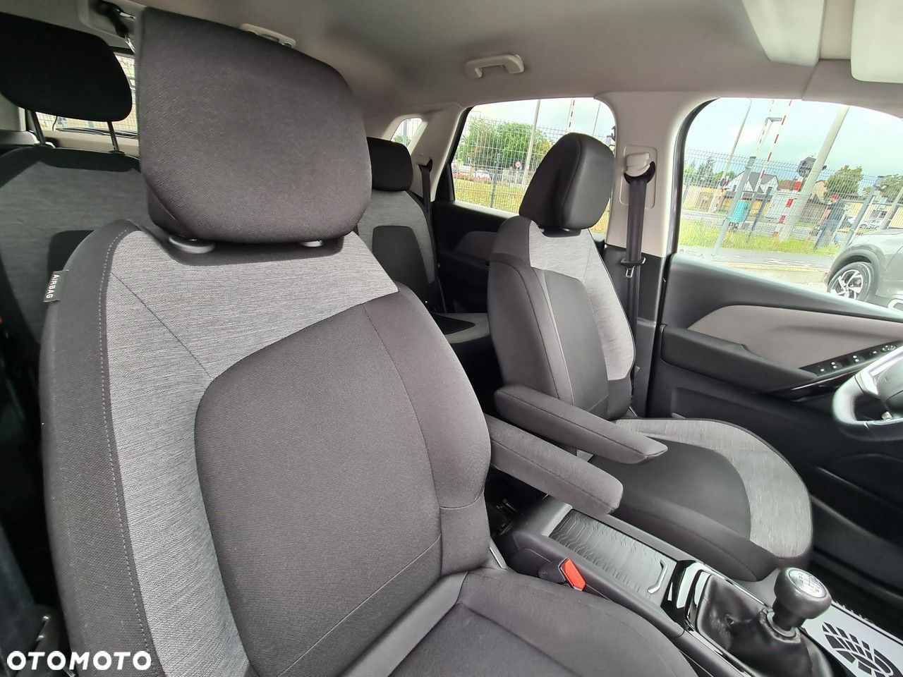 Citroën C4 SpaceTourer 1.2 PureTech Shine S&S - 30
