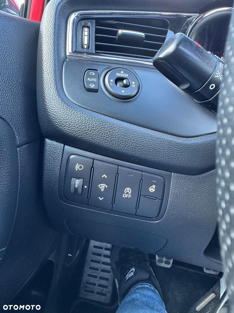 Kia Ceed 1.6 CRDi 136 ISG GT Line - 36