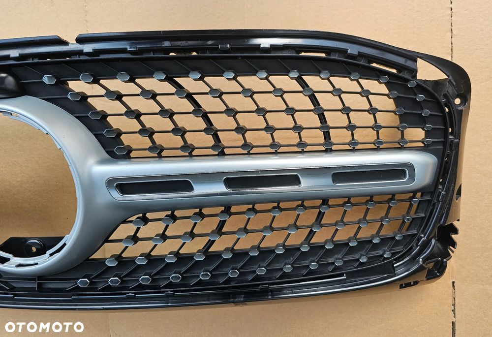 Grill atrapa Mercedes GLB X247 A2478885900 - 2