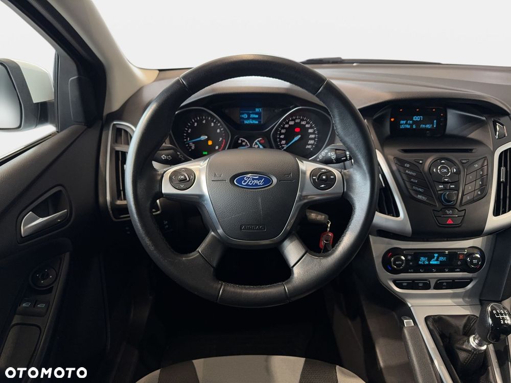 Ford Focus - 15