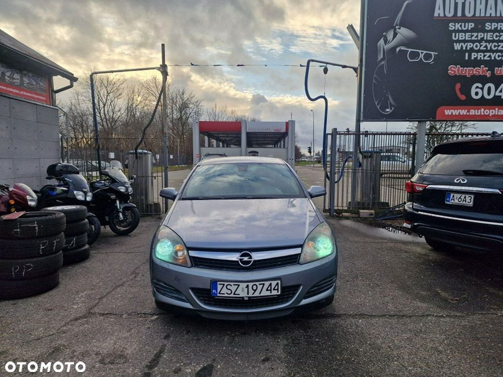 Opel Astra III GTC 1.9 CDTI Sport - 2