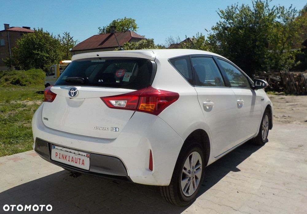 Toyota Auris - 12