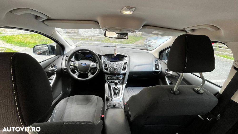 Ford Focus 1.6 EcoBoost Start-Stopp-System Titanium - 11