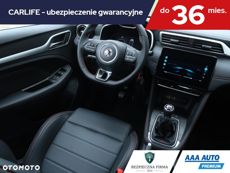 MG ZS - 8