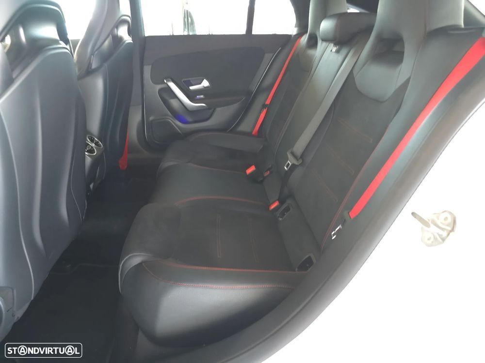 Mercedes-Benz CLA 45 AMG S Shooting Brake 4Matic+ - 14