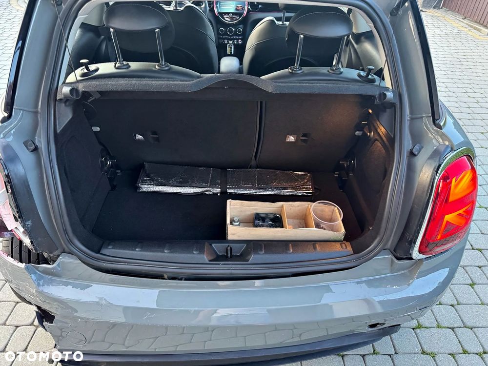 MINI Cooper SE Trim XL - 32