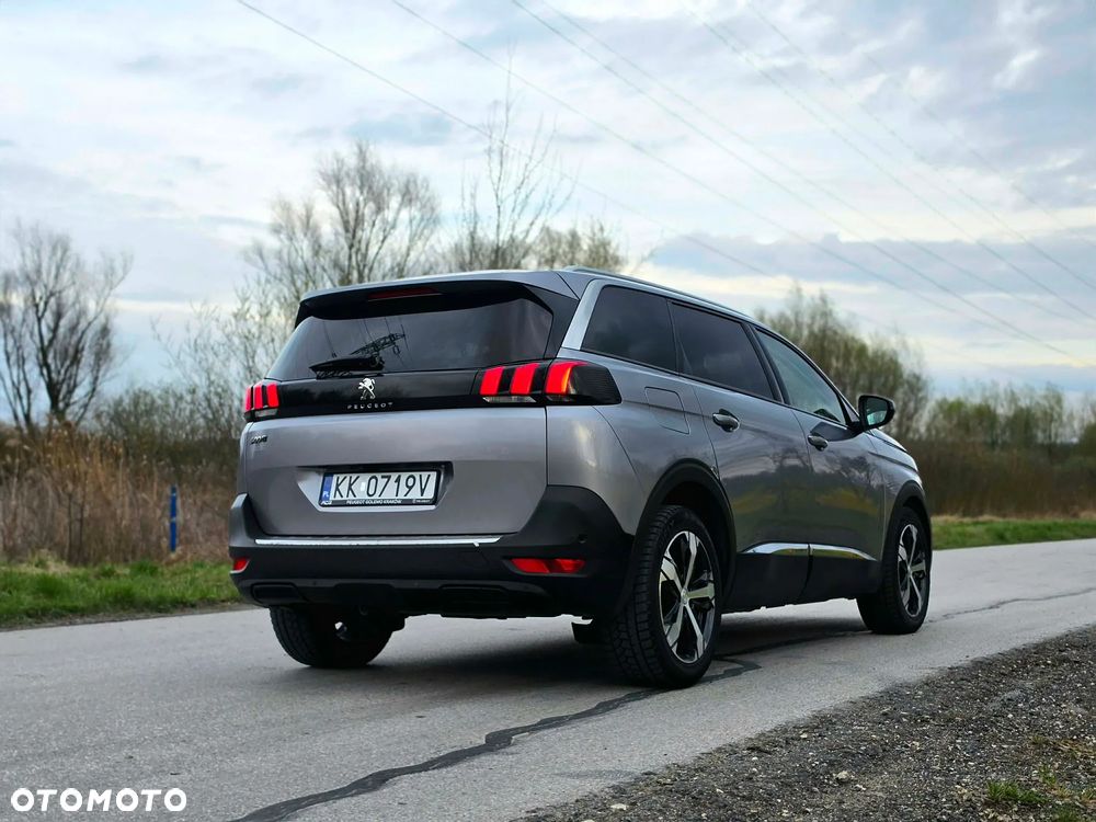 Peugeot 5008 - 15