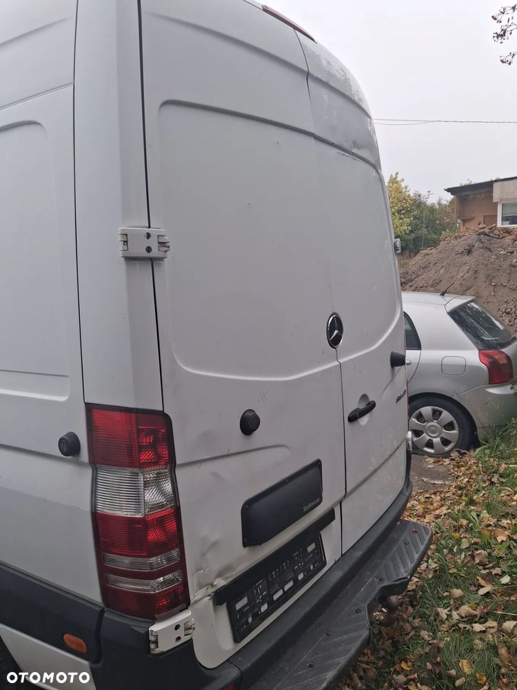 Mercedes-Benz Sprinter - 3