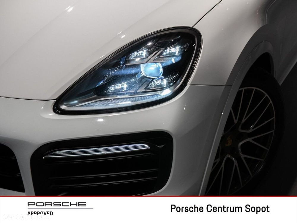 Porsche Cayenne Standard - 20