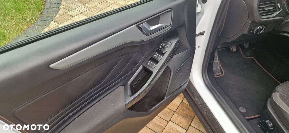 Ford Focus 1.5 EcoBlue Connected - 7