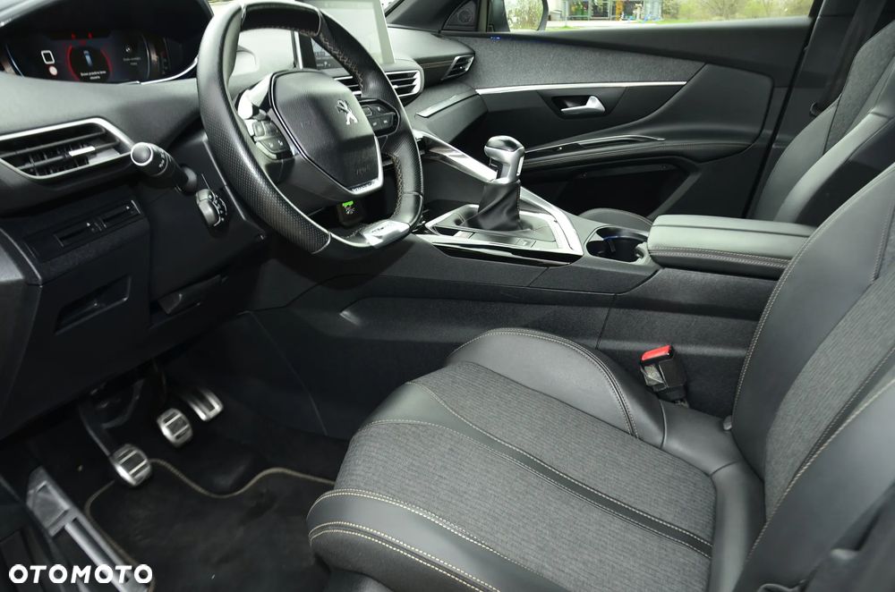 Peugeot 5008 - 16