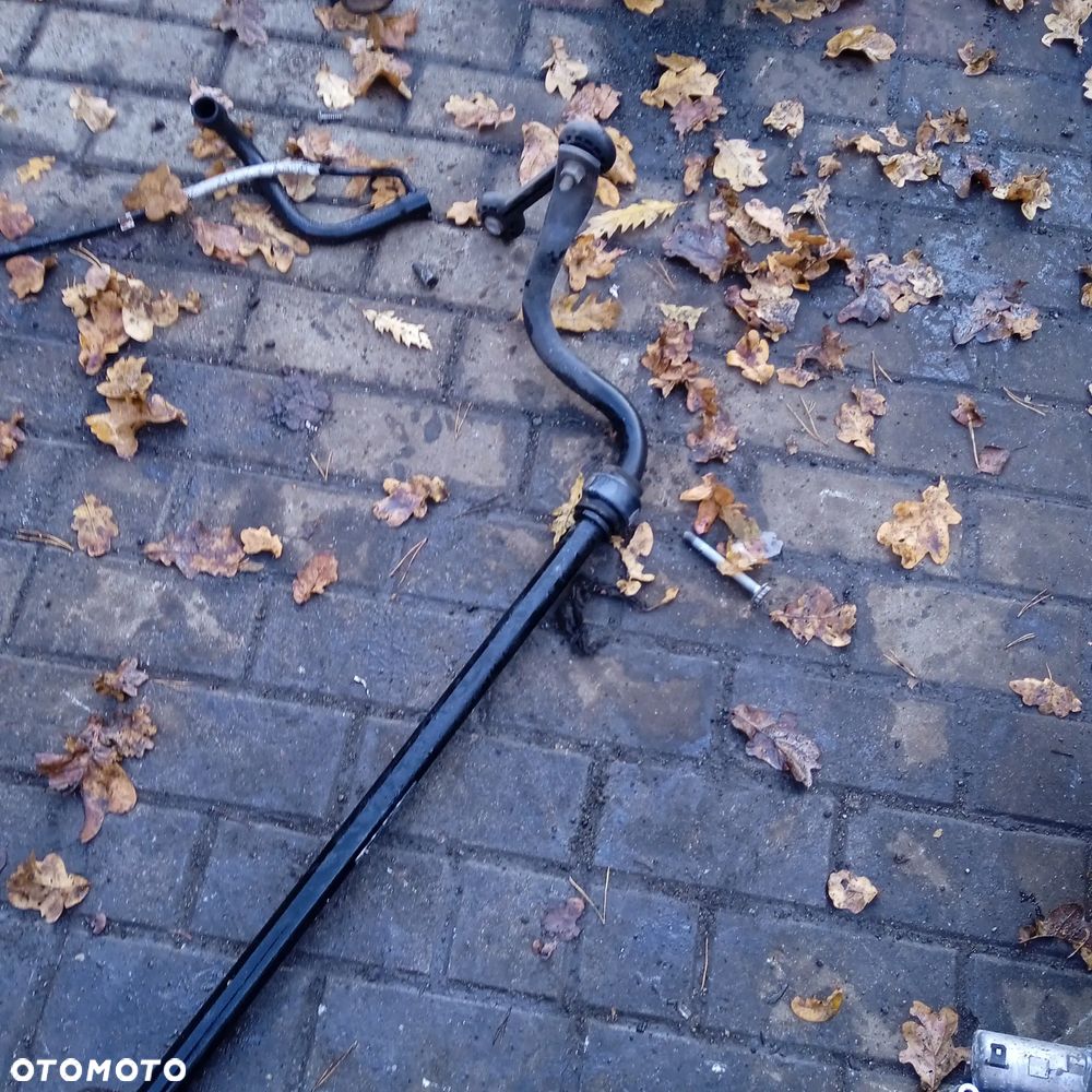 Stabilizator A4 B9 8W0411309 - 2